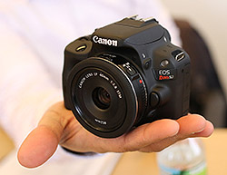 Canon SL1 review -- Shown in-hand