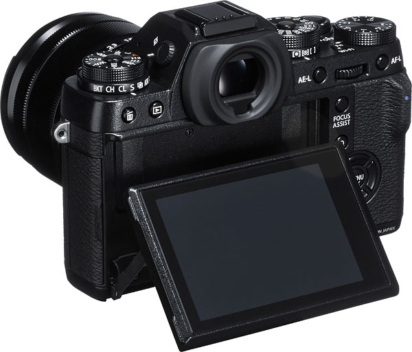 Fuji X-T1 Review -- Left view