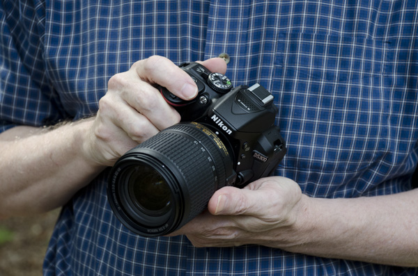 Nikon D5300 Review -- hands-on front