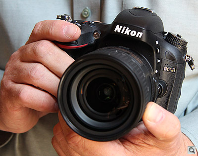 Nikon D600 in hands - Thanks to Ellis Vener, hand model