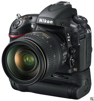 Nikon D800 with MB-D12 Multi-Power Battery Pack