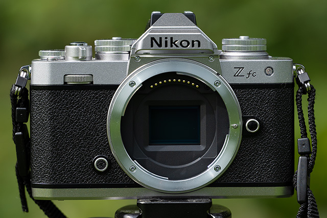 Nikon Z fc Review: Field Test -- Product Image
