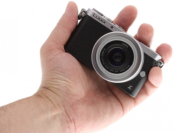 Panasonic's Lumix GM1 is the smallest Micro Four Thirds camera yet