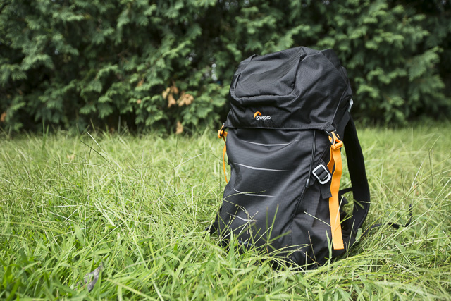 Postbode Marine eend Simple, yet sophisticated: Our Lowepro Photo Sport 300 AW II review
