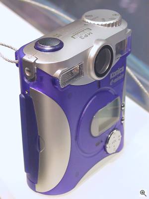 Konica's E-Mini-M digital camera, front right quarter view. Copyright (c) 2001, Michael R. Tomkins, all rights reserved. Click for a bigger picture!