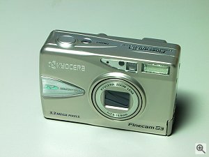 Kyocera's FineCam S3 digital camera. Copyright (c) 2001, Michael R. Tomkins, all rights reserved. Click for a bigger picture!