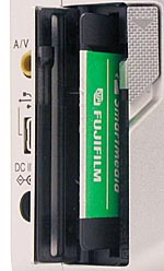 Fuji FinePix 6800 Zoom Digital Camera Review: Image Storage