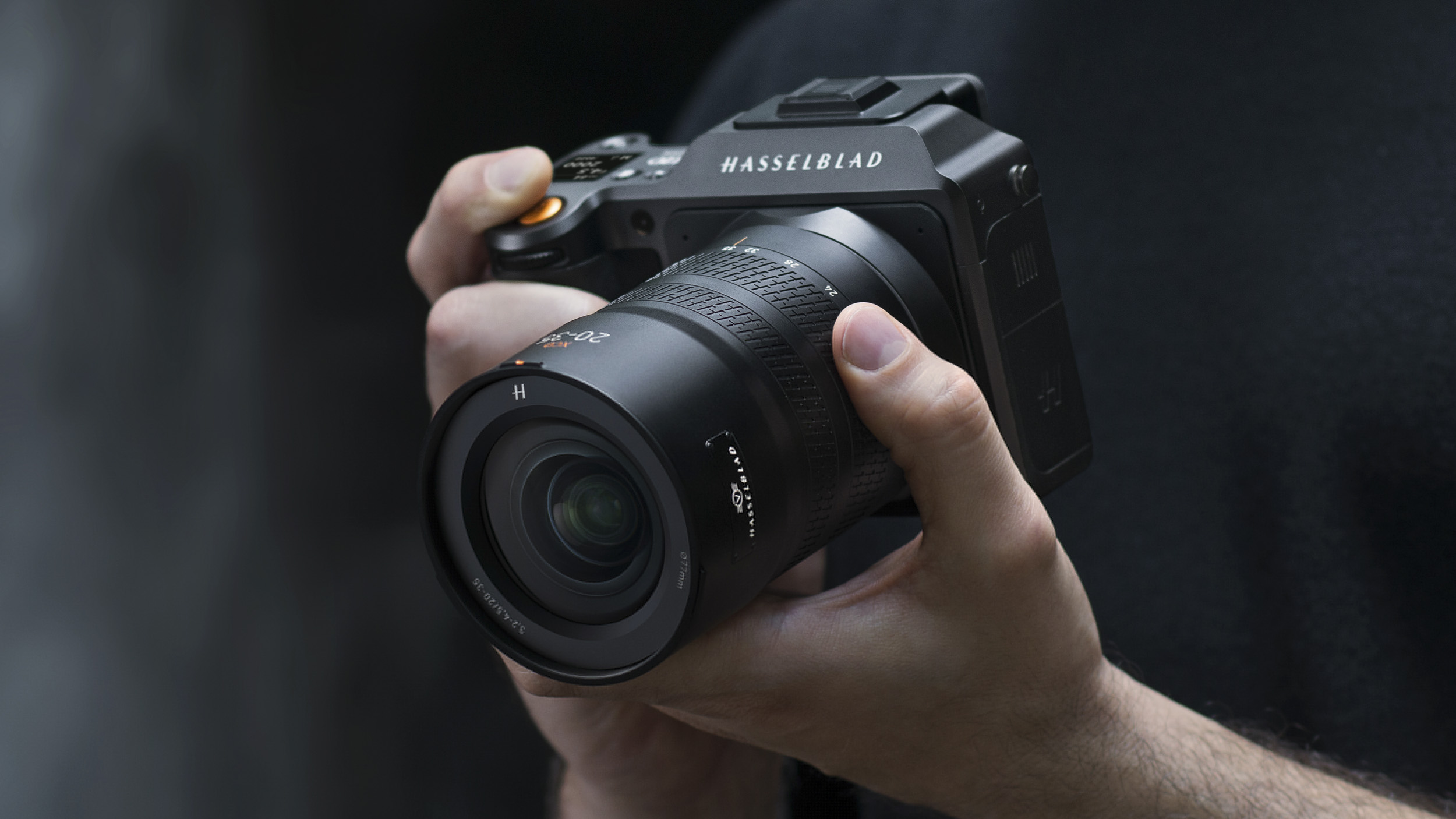 Hasselblad launches the XCD 20-35mm F/3.2-4.5 E wide zoom lens