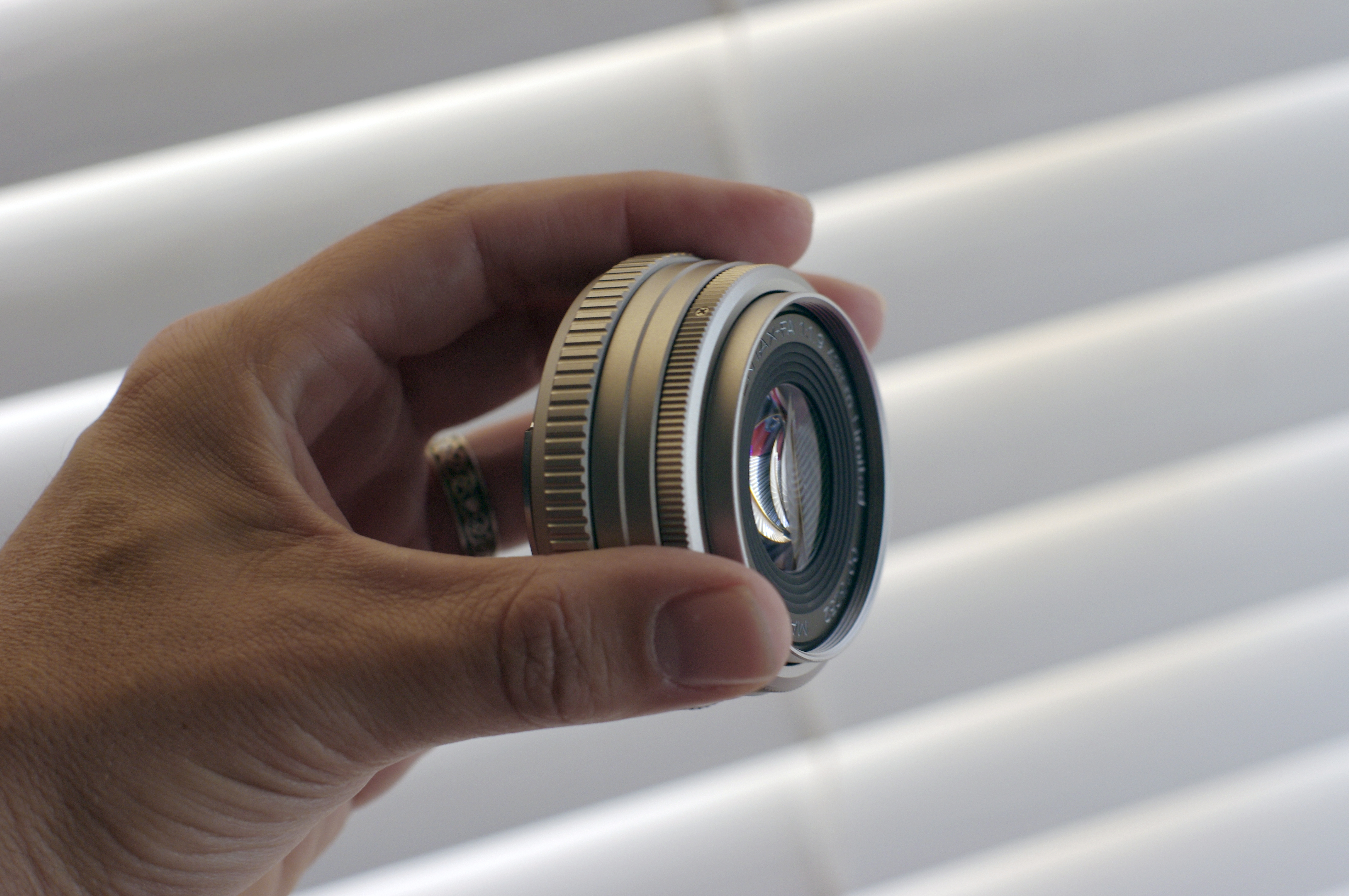 Pentax 43mm f/1.9 Limited P-FA Review SMC